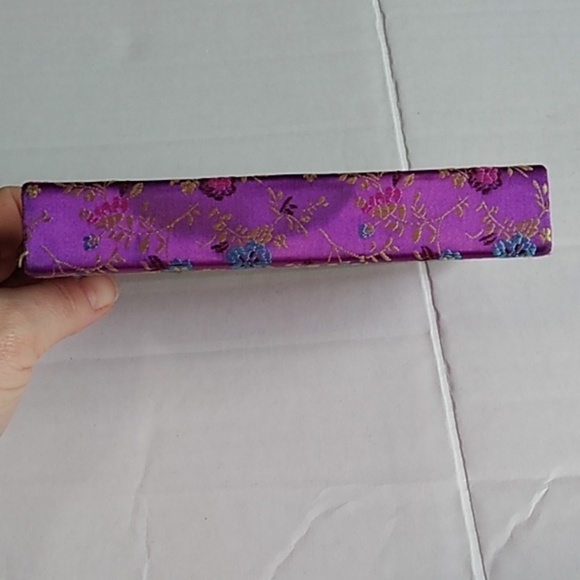 Silk covered wallet - Picture 3 of 6
